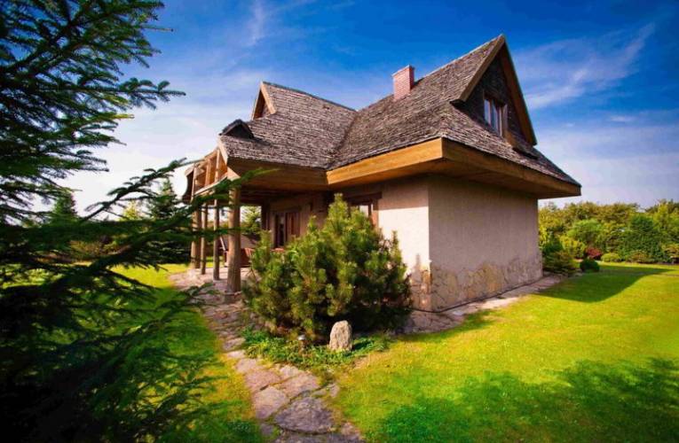 Dlaczego warto odwiedzić Rancho pod Bocianem?